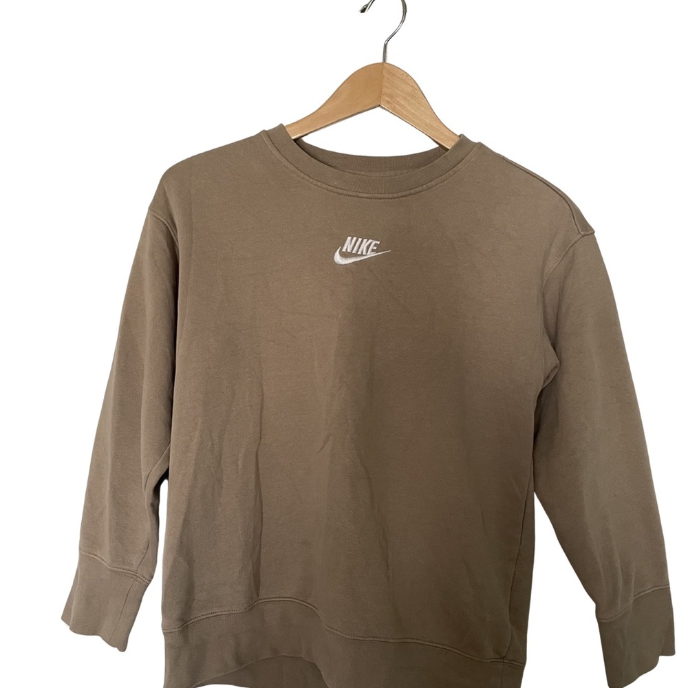 Nike Tan Crewneck Sweatshirt